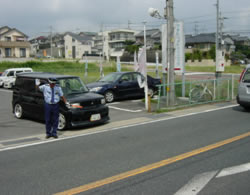 店舗駐車場警備